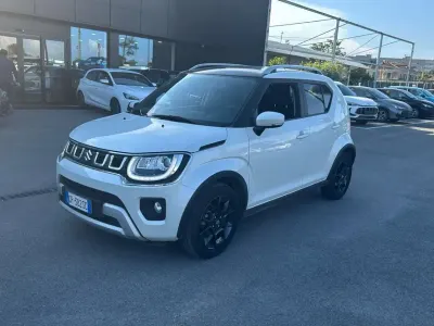 Usata Suzuki Ignis 83 CV (61 kW) 2023 Bianco SUV