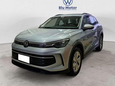 Usata VW Tiguan Life 150 CV (110 kW) 2025 Dolomite silver metallizzato SUV