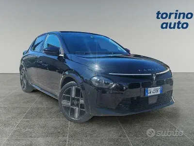 Usata Lancia Ypsilon 101 CV (74 kW) 2024 Nero Utilitaria