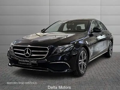 Käytetty Mercedes 200 Business 160 HP (117 kW) 2019 Viistoperä