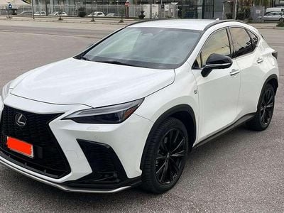 Usata Lexus NX450h+ Sport Line 185 CV (136 kW) 2022 Bianco SUV