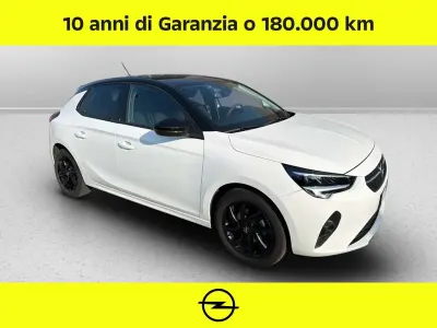 Używany Opel Corsa S 75 KM (55 kW) 2023 Biały Hatchback