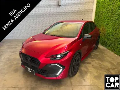 Usata Renault Clio V Esprit Alpine 109 CV (80 kW) 2025 Rosso metallizzato Berlina
