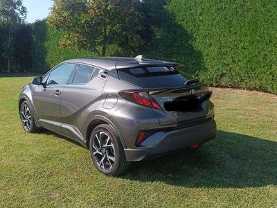 usata Toyota C-HR C-HR1.8h Trend e-cvt