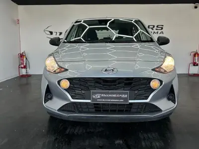 Usata Hyundai i10 Advanced 69 CV (50 kW) 2023 Grigio Utilitaria