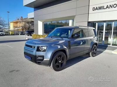 Usata Land Rover Defender SE Dynamic 400 CV (294 kW) 2023 Blu/azzurro SUV