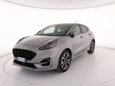 Usata Ford Puma ST-Line 125 CV (91 kW) 2022 Solar yellow (metallizzato) SUV