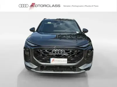 Nuova Audi Q3 Comfort 272 CV (200 kW) 2026 Grigio daytona perla SUV