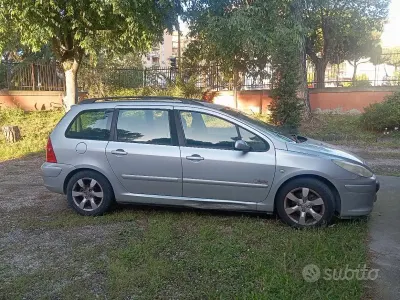 Usata Peugeot 307 S 109 CV (80 kW) 2006 Grigio Station wagon