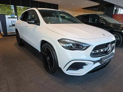 Nuova Mercedes GLA200 150 CV (110 kW) 2026 Bianco polare SUV