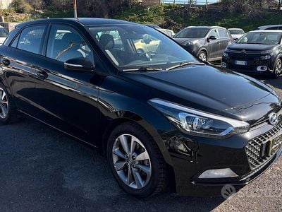 Usata Hyundai i20 Style 90 CV (66 kW) 2015 Nero Berlina