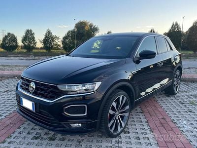 Usata VW T-Roc R-line 150 CV (110 kW) 2019 Nero SUV