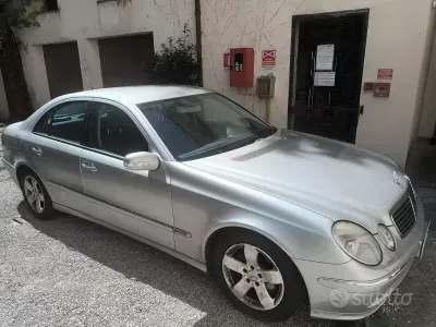 Usata Mercedes E320