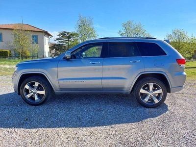Usata Jeep Grand Cherokee Overland 250 CV (183 kW) 2015 Argento SUV