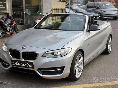 Usata BMW 218 Sport Line 136 CV (100 kW) 2015 Grigio Cabrio