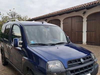 Usata Fiat Doblò 105 CV (77 kW) 2005 Blu/azzurro Monovolume
