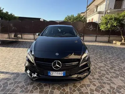 Usata Mercedes A180 AMG 122 CV (89 kW) 2017 Berlina