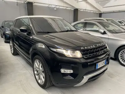 Begagnad Land Rover Range Rover evoque Dynamic 190 HK (139 kW) 2014 Svart SUV