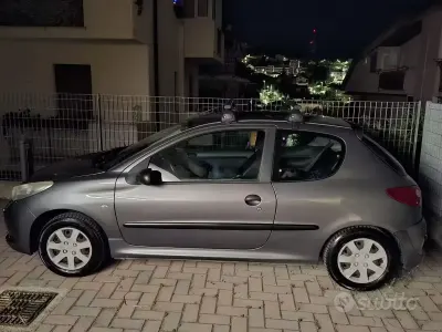 Käytetty Peugeot 206