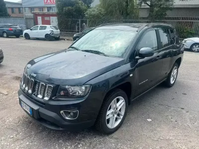Usata Jeep Compass 163 CV (119 kW) 2013 Grigio SUV