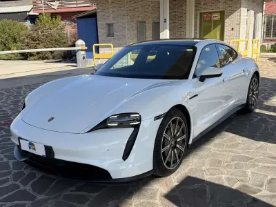 Usata Porsche Taycan