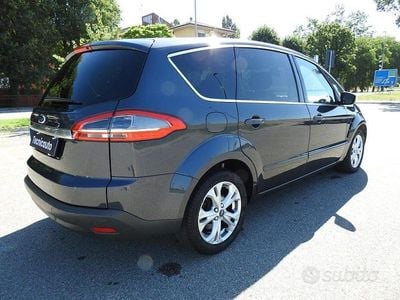 Usata Ford S-MAX S 163 CV (119 kW) 2010 Nero metallizzato Monovolume