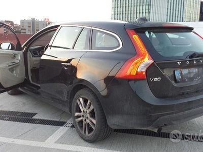 Usata Volvo V60 Summum 2012 Nero Station wagon