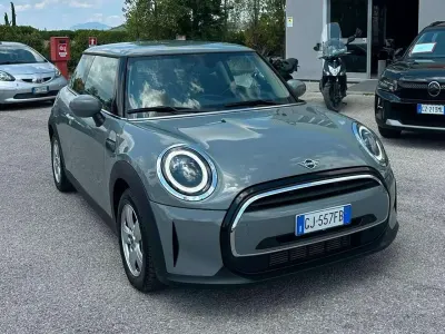 Usata Mini ONE Classic 75 CV (55 kW) 2022 Grigio Utilitaria