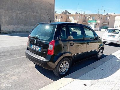 Usata Fiat Idea Emotion 69 CV (50 kW) 2006 Nero Monovolume