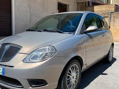 Usata Lancia Ypsilon 75 CV (55 kW) 2008 Utilitaria