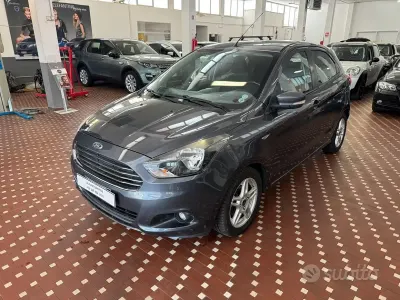 Usata Ford Ka Ultimate 86 CV (63 kW) 2017 Blu Berlina