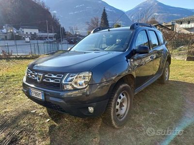 usata Dacia Duster 1.5 dci Laureate 4x4 110cv