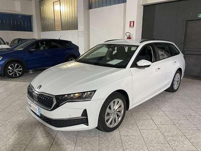 Usata Skoda Octavia Selection 150 CV (110 kW) 2024 Bianco Station wagon