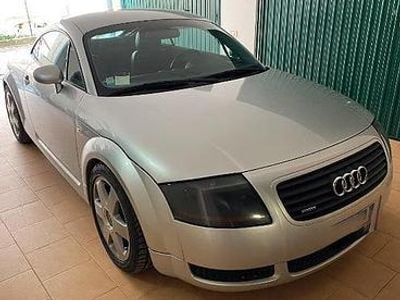 Begagnad Audi TT 225 HK (165 kW) 2001 Sportkupé