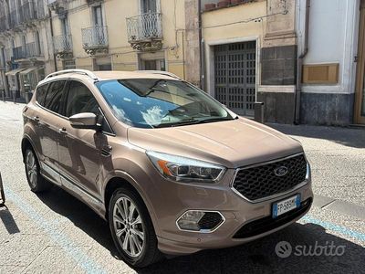 Usata Ford Kuga Vignale 150 CV (110 kW) 2018 Grigio SUV