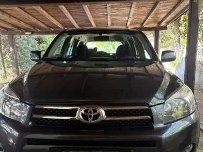 Usata Toyota RAV4 Luxury 177 CV (130 kW) 2006 Grigio SUV