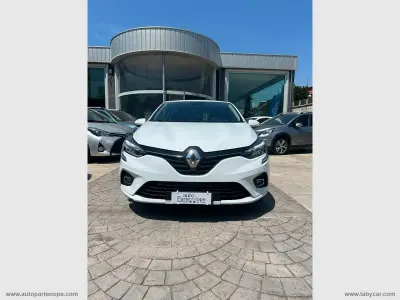 Usata Renault Clio Intens 85 CV (62 kW) 2020 Bianco