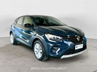 Usata Renault Captur Equilibre 143 CV (105 kW) 2023 Blu/azzurro SUV