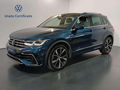Usata VW Tiguan R-line 200 CV (147 kW) 2023 Nightshade blue metallizzato SUV