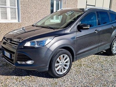 Usata Ford Kuga S 120 CV (88 kW) 2015 Grigio SUV
