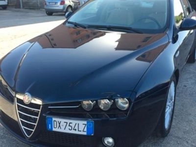 Usata Alfa Romeo 159 150 CV (110 kW) 2010 Blu Berlina