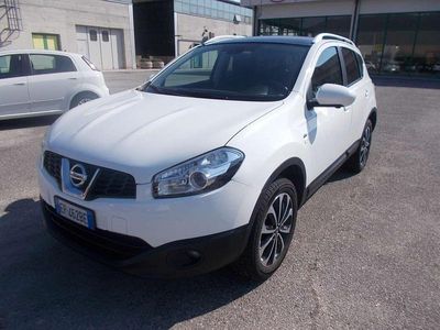 Usata Nissan Qashqai N-TEC 131 CV (96 kW) 2012 Bianco SUV