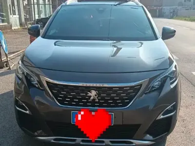 Usata Peugeot 3008 150 CV (110 kW) 2018 Grigio SUV