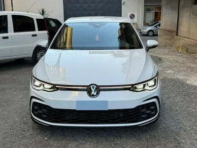 Usata VW Golf VIII GTI 245 CV (180 kW) 2021 Bianco Berlina