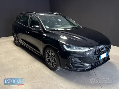 Usata Ford Focus ST-Line 155 CV (114 kW) 2023 Nero metallizzato Station wagon