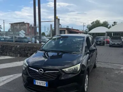 Usata Opel Crossland X Ultimate 102 CV (75 kW) 2019 Nero SUV