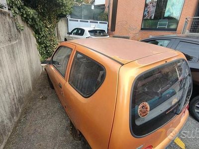 Usata 2000 Fiat 600 | 600 €