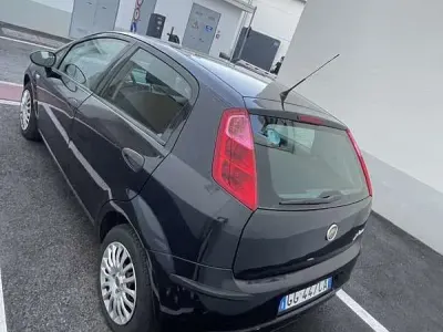Usata Fiat Grande Punto S 69 CV (50 kW) 2011 Utilitaria