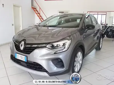 Usata Renault Captur Business 116 CV (85 kW) 2021 Grigio SUV