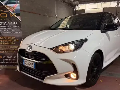 Usata Toyota Yaris Hybrid